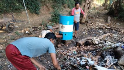Solusi Kreatif Pengolahan Sampah : Komposter dan Incenerator Ramah Lingkungan di Desa Panjangsari